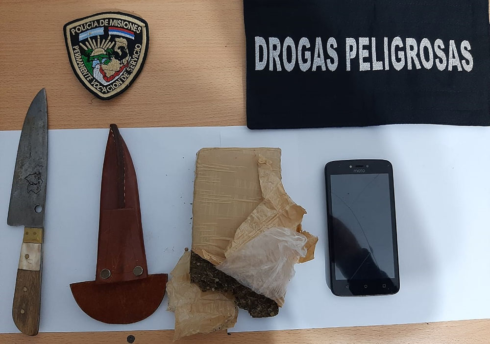 Lo sorprendieron con un pan de marihuana en pleno control vehicular