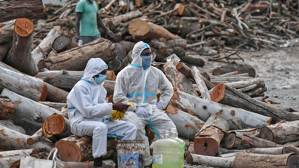 La variante Delta desata alerta de la OMS por olas de contagios