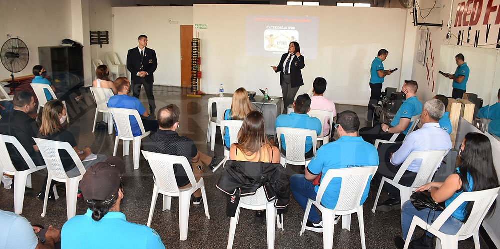 Está de vuelta: curso y torneo en Candelaria