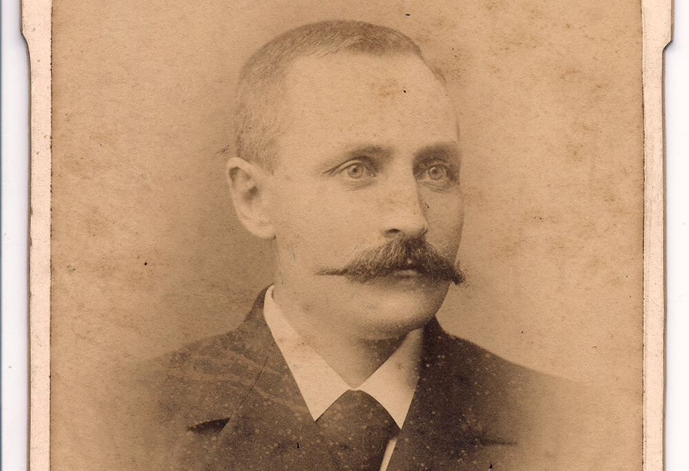 En reconocimiento al fundador de Puerto Mineral