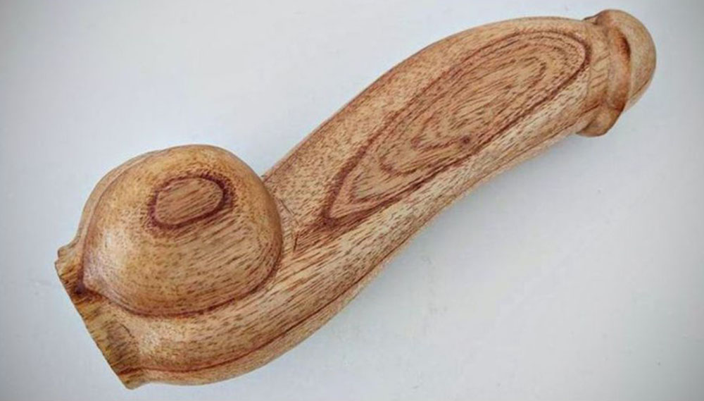 El Ministerio de Salud tramita la compra de 10.000 penes de madera por $ 13 millones