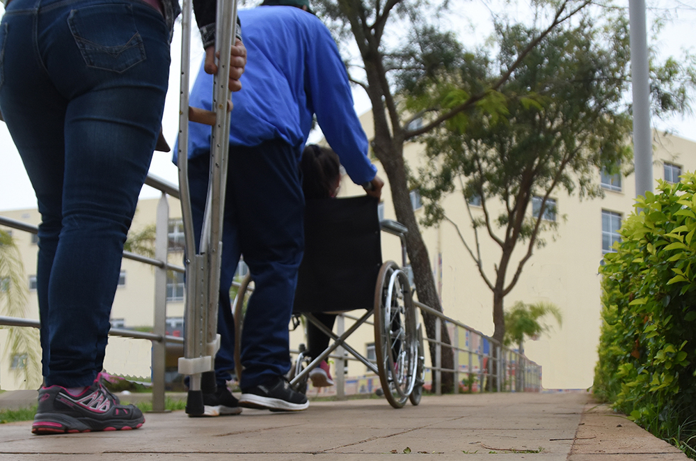 Ley Ómnibus: prestadores de servicios para personas con discapacidad temen vulneración de derechos