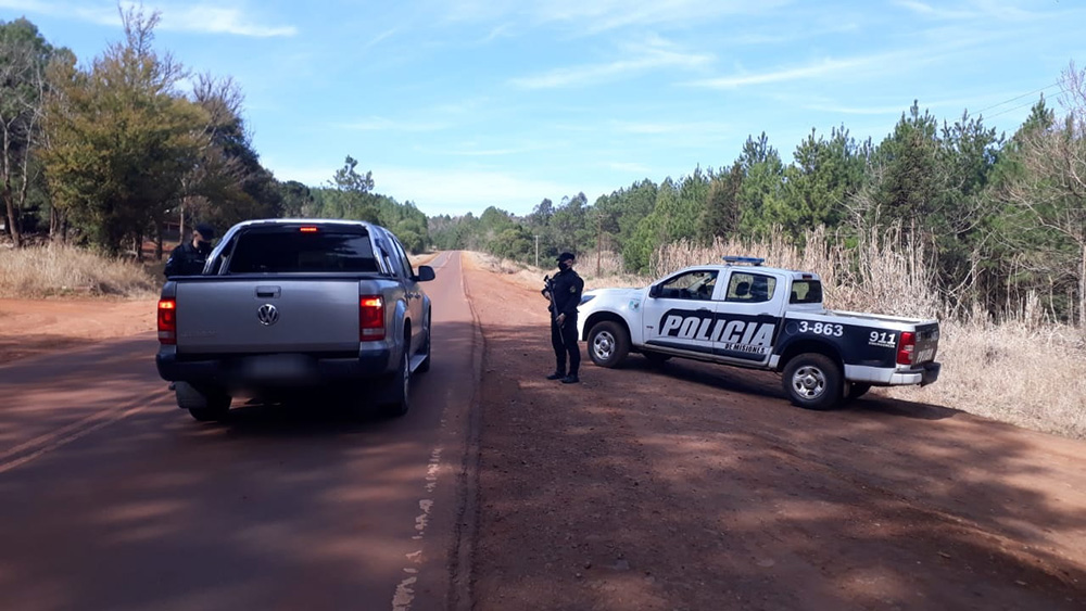 Interceptaron un camión que transportaba vinos de contrabando