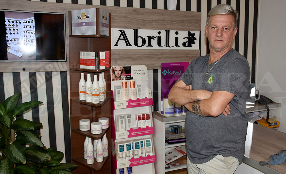 “El peluquero que se dedicaba sólo a cortar el cabello ya casi no existe”