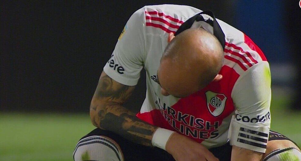 Preocupación en River: Pinola sufrió una nueva fractura