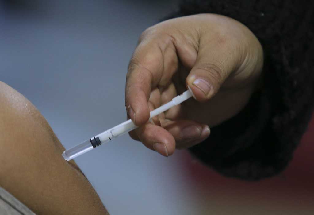 COVID: el 80% de los mayores de 18 ya recibió al menos una dosis de la vacuna