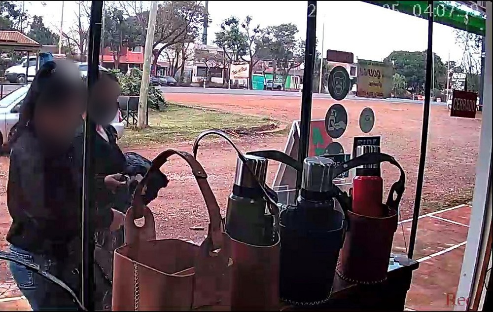 Atraparon a dos “mecheras” que robaron en “media” provincia