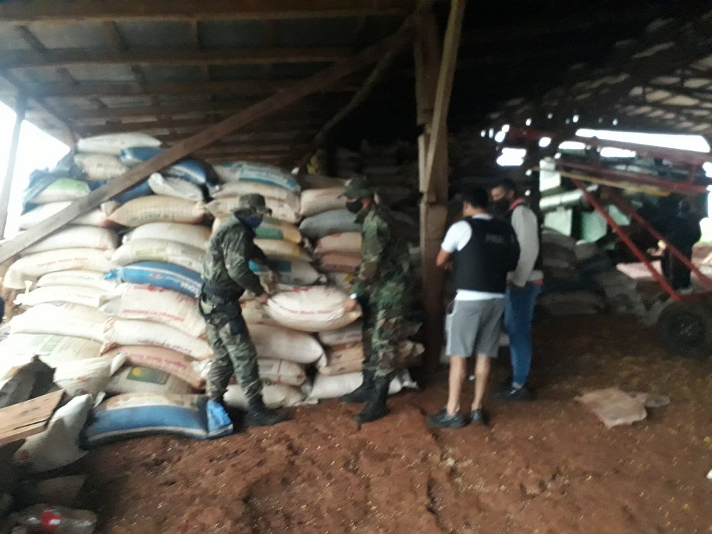 Frenan millonario contrabando de maíz entre Misiones y Brasil