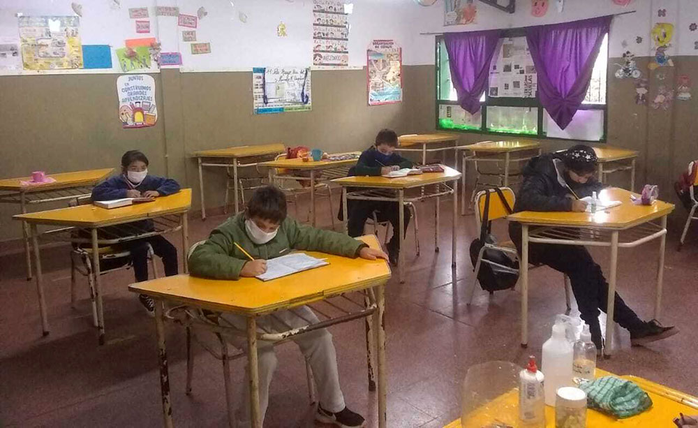 Las clases presenciales beneficiaron a las familias de los barrios populares