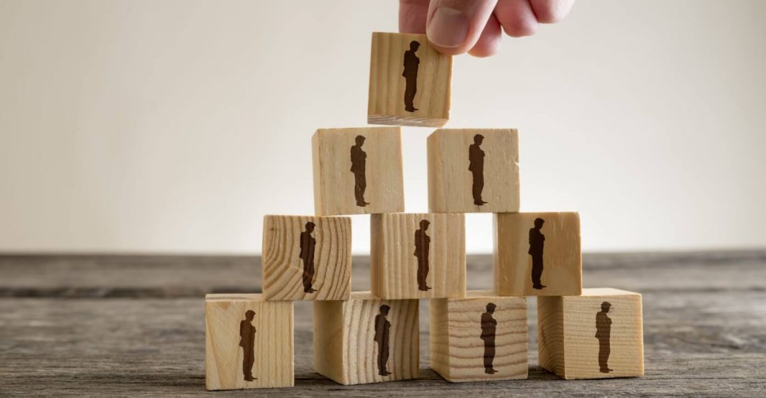 estafa-piramidal-ilustrativa