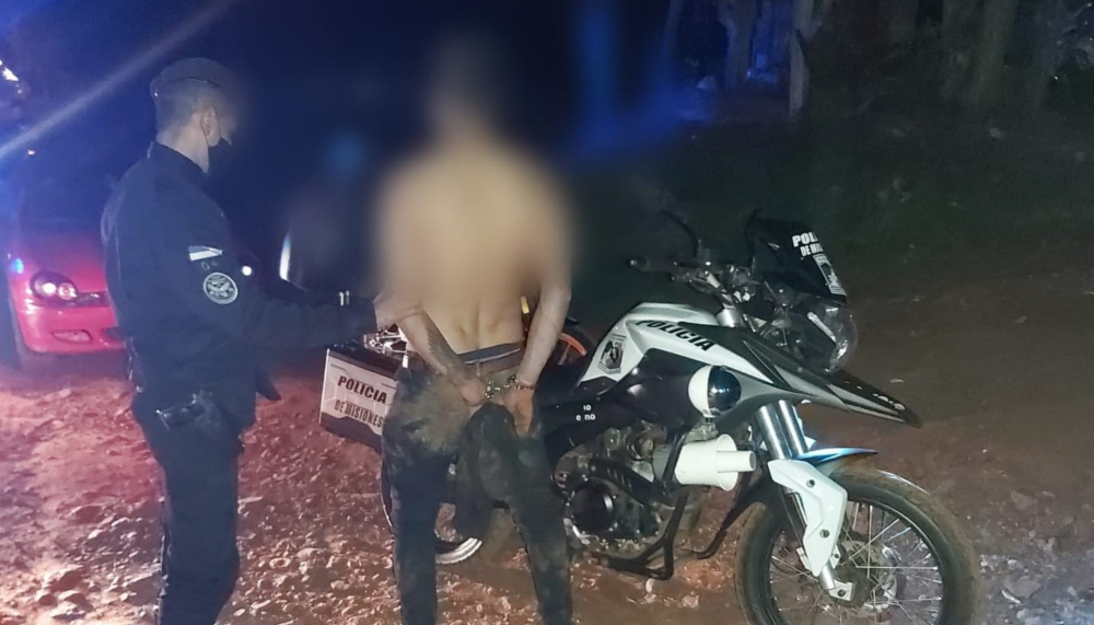 Lo detuvieron cuando trataba de incendiar la casa de su vecina