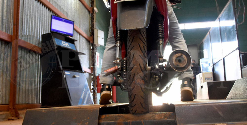 Gomas muy gastadas, el problema recurrente al verificar las motos