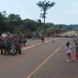 Vecinos de Tobuna cortaron la ruta 14