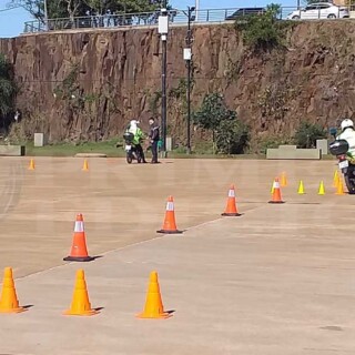 Capacitarán exclusivamente a conductores de moto delivery