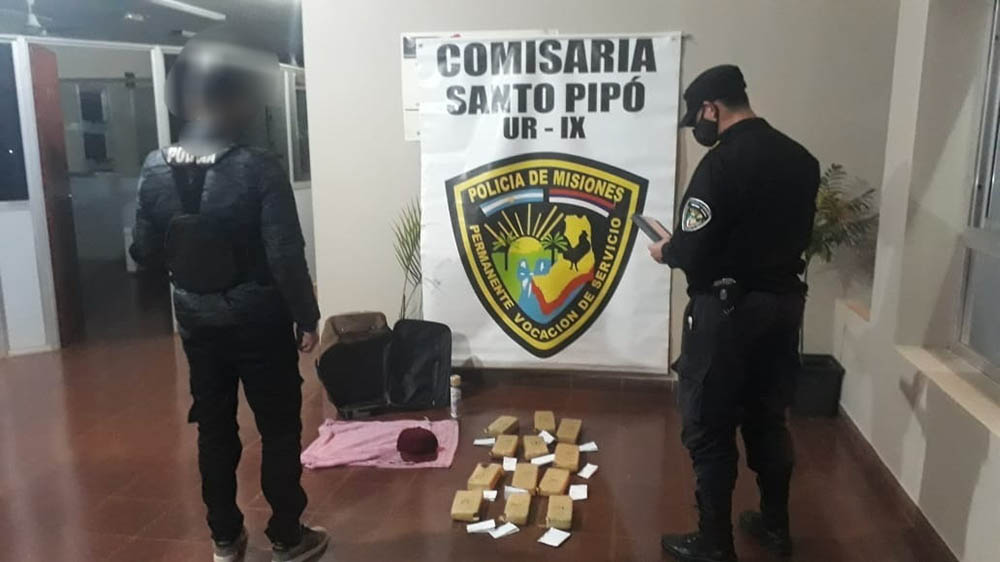Secuestraron un bolso con marihuana oculto en un colectivo