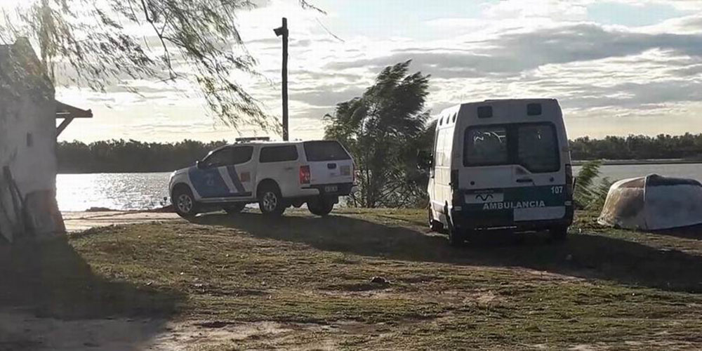 Naufragio en el Paraná: buscan a dos personas