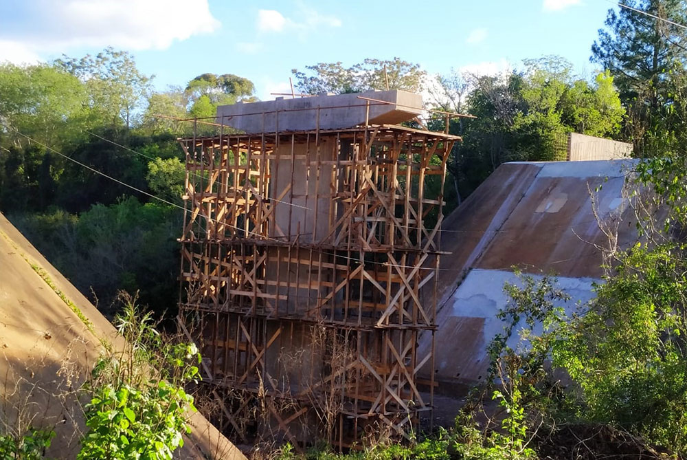 Vecinos del Cuña Pirú piden que se termine el puente de la ruta 7