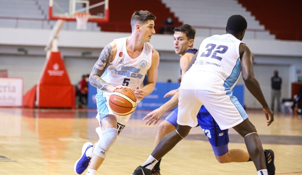 OTC cayó ante Riachuelo en su presentación en el Súper 20