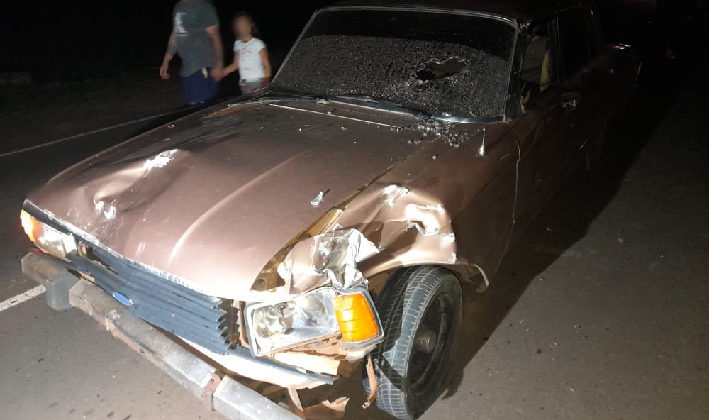 Posadas: choque entre un auto y dos motos dejó seis lesionados