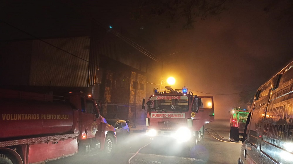 Se incendió un depósito en Puerto Iguazú