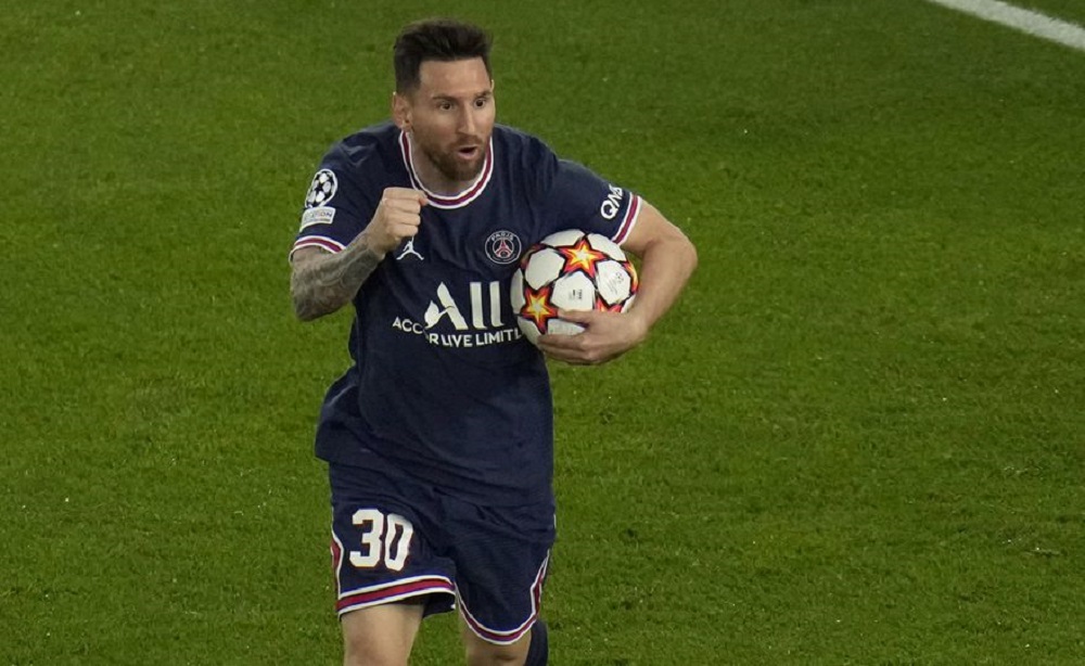 Messi rescata al PSG en la Champions League