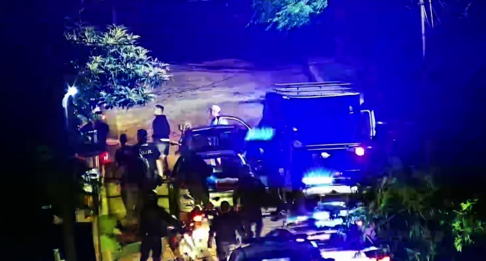 Persecución terminó con un auto robado recuperado y detenidos