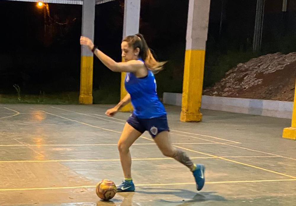 Anabela Maidana - Luz y Fuerza