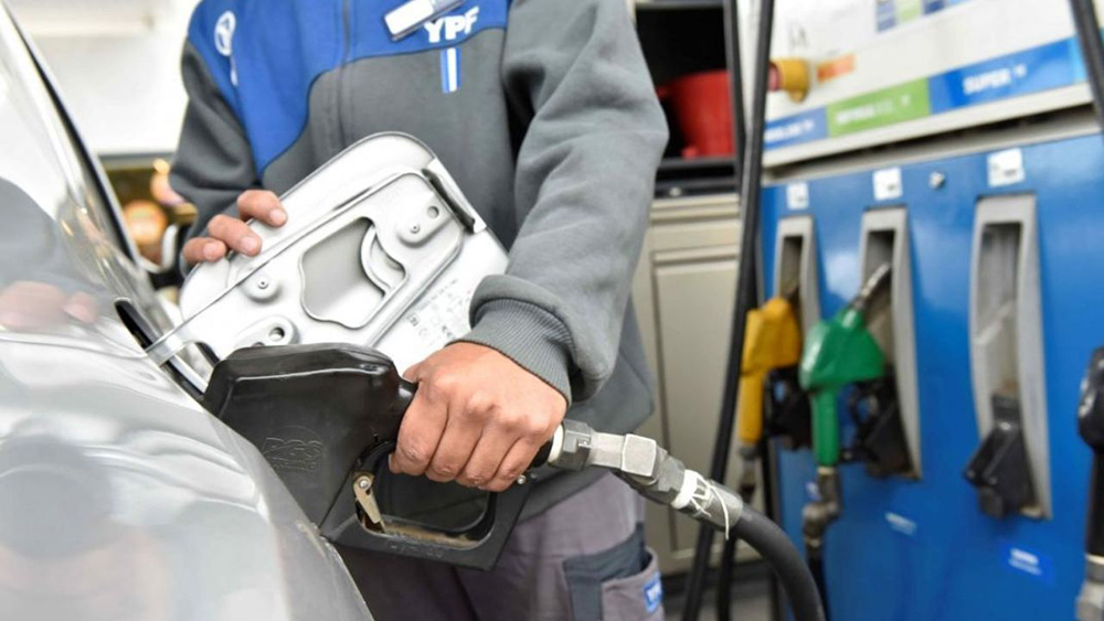 Estacioneros afirman que necesitan aumentar el precio de combustibles