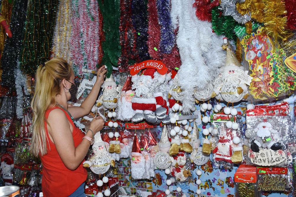 Los precios de artículos navideños tuvieron una suba de hasta el 40%