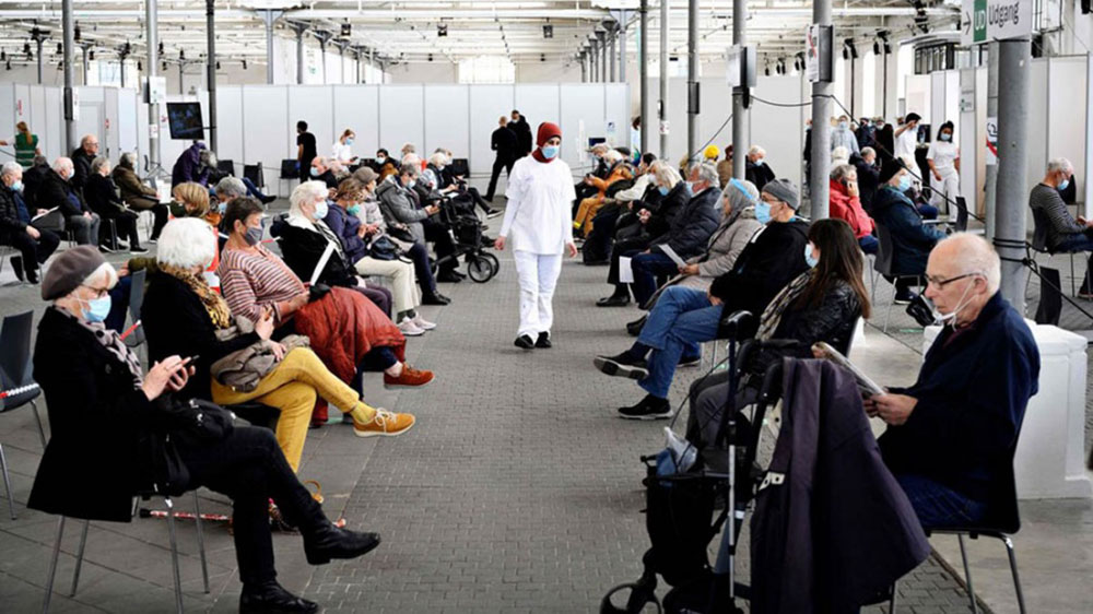 Dinamarca volvió a imponer el pasaporte sanitario por un aumento de casos