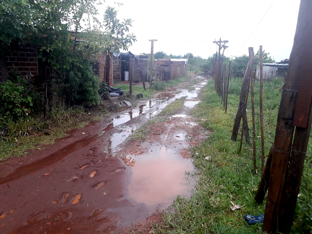 Vecinos del barrio Padre Mujica, inundados “por obras inconclusas”