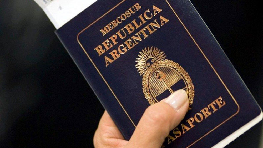 Viajes al exterior: el precio para tramitar el pasaporte aumentó 150%