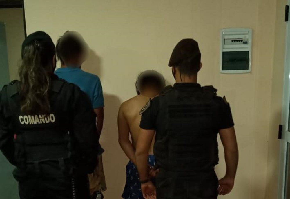 A punta de cuchillo, le sacaron 10 mil pesos a un peatón