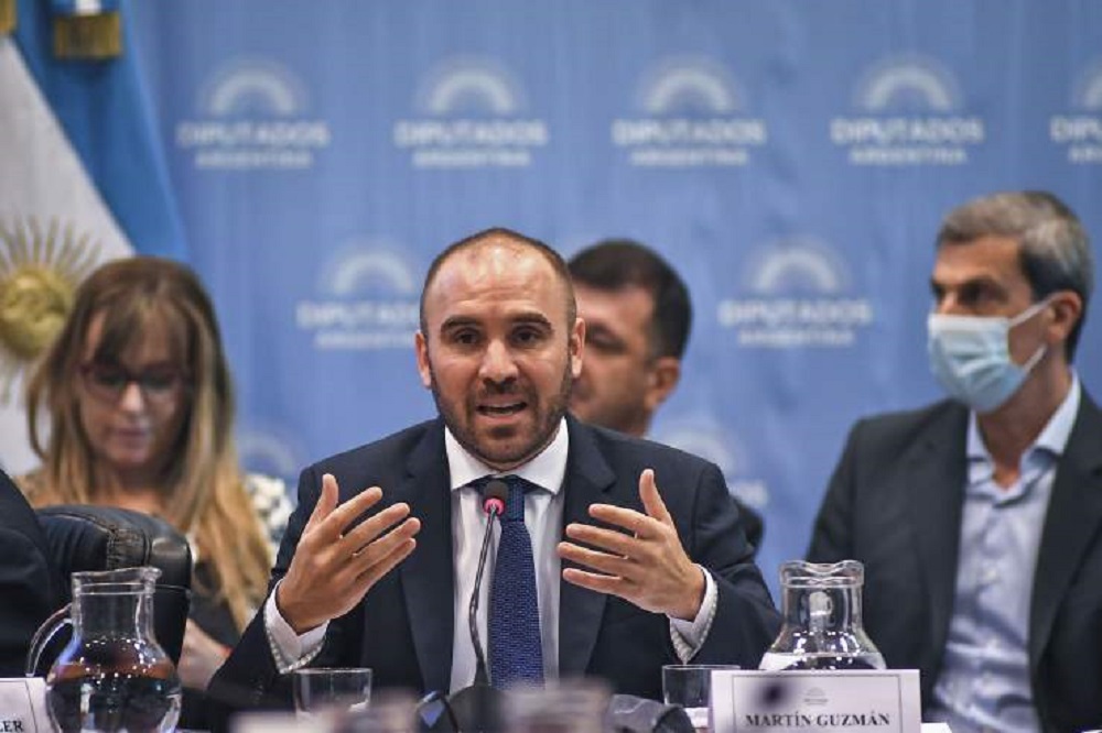 Los números de la deuda que el ministro Guzmán no logró explicar