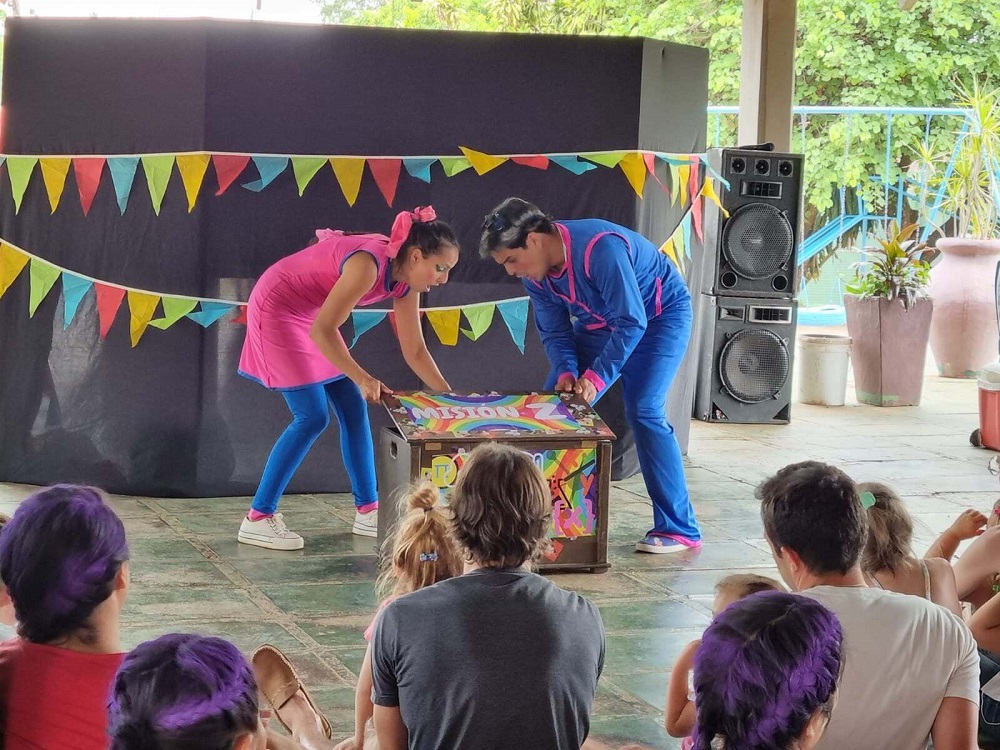 Festival de Teatro Itinerante Fauna Roja