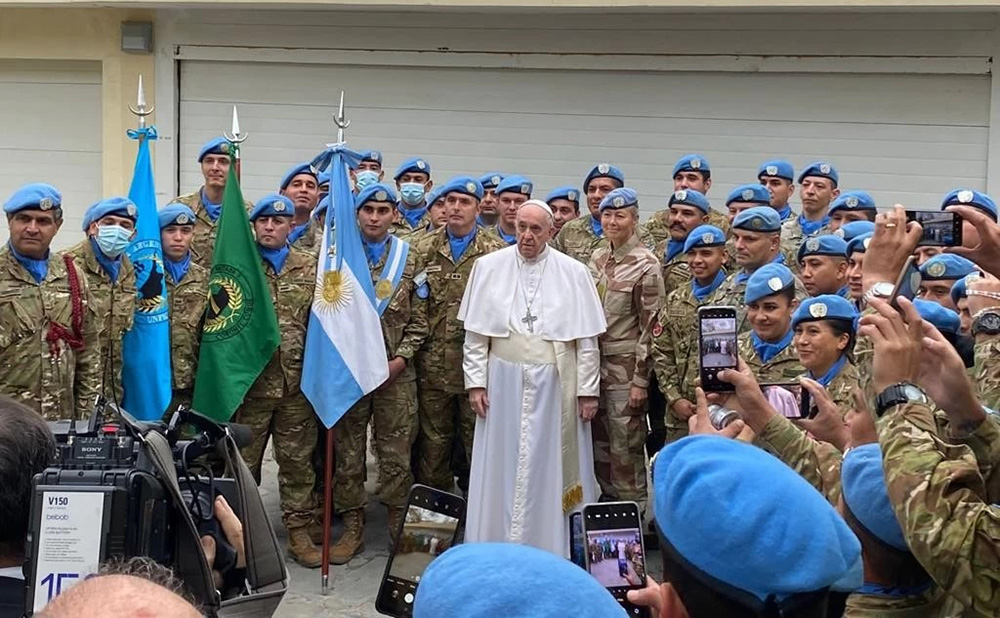 Papa Francisco - Cascos Azules argentinos Chipre