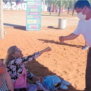 Durante este verano, las playas serán puntos de vacunación y prevención