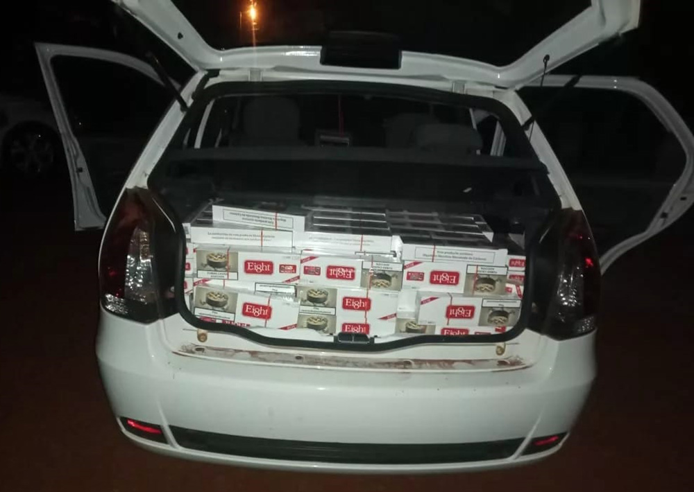 Cigarrillos de contrabando - Campo Viera