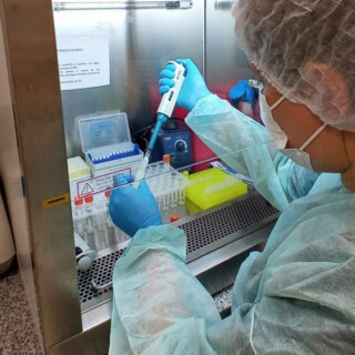 Por la alta demanda, en el CEBAC se quedaron sin reactivos para test rápidos