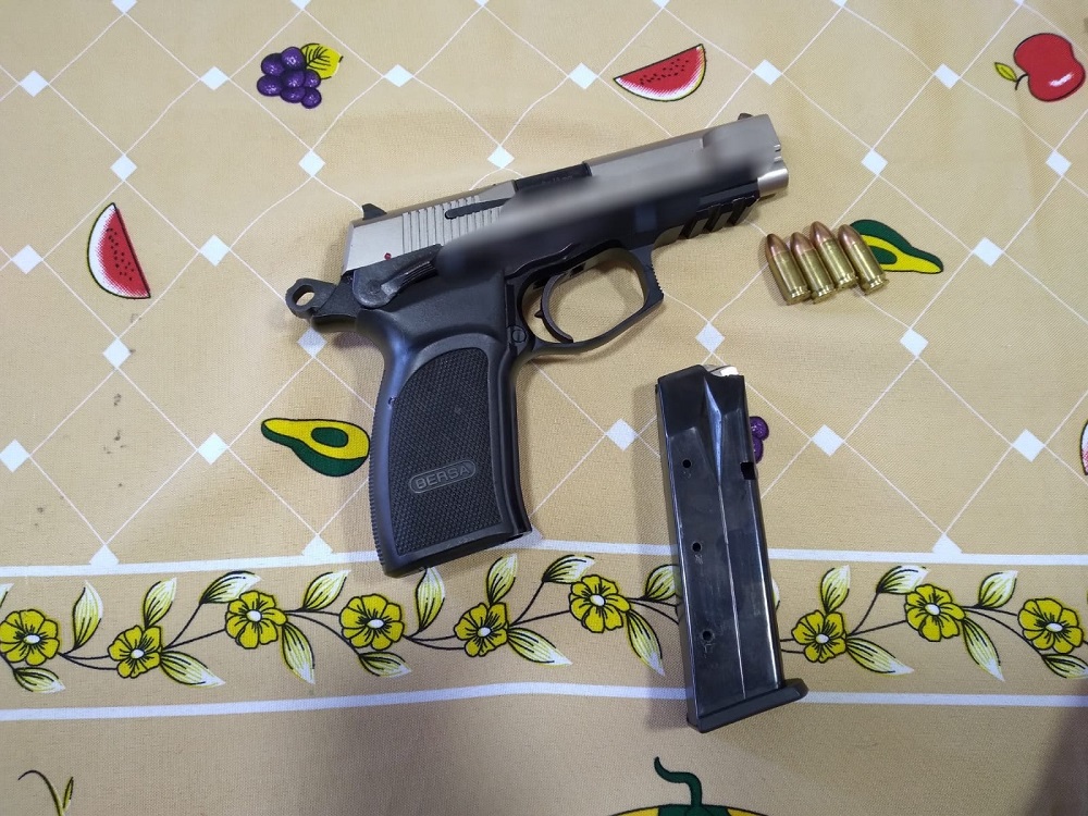 Allanaron la vivienda de un hombre que habría disparado a un perro