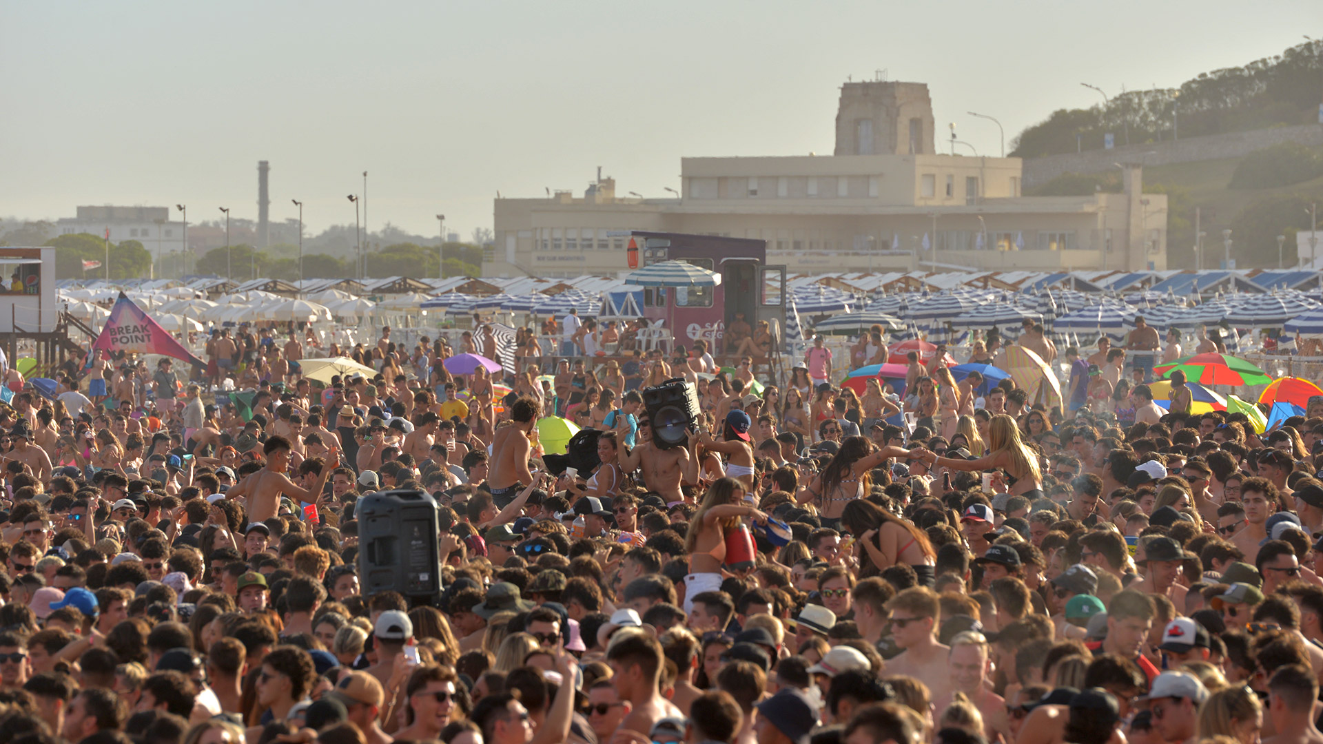 “No nos vamos a aislar porque ya pagamos todo”: el informe que generó indignación en redes