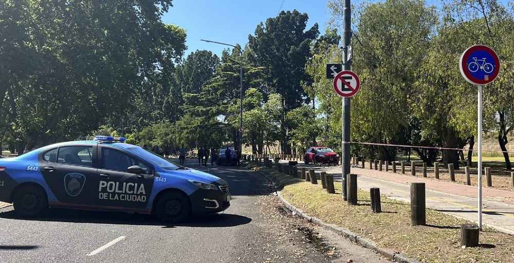 Atropelló a ciclistas y runners en los bosques de Palermo: una murió