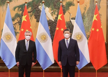Alberto Fernández junto a Xi Jinping