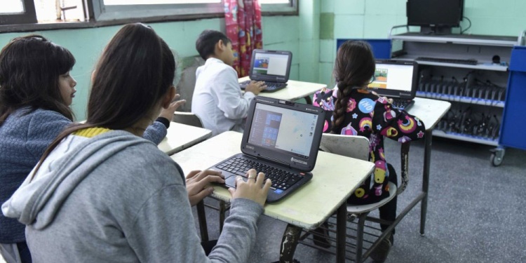 FORMACIÓN. Aparte de las netbooks, se prevé una instancia de capacitaciones para alumnos y docentes.