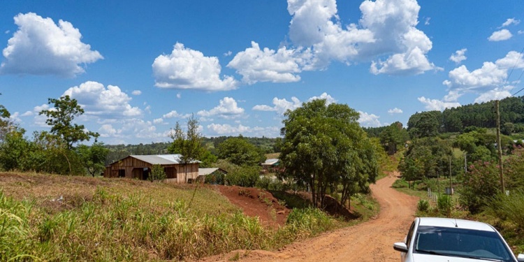 PUEBLO ILLIA. Fue creada en 1985, estas 70 familias residen a tres kilómetros del casco urbano.