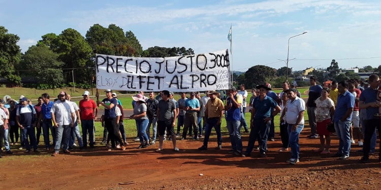 MANIFESTACIÓN. Hubo reclamos en la ruta para visibilizar la problemática.