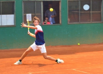 Tenis: abrieron el registro para el torneo de Mayores