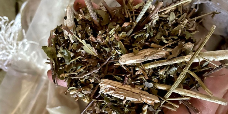 FRAUDE. Se permite hasta 35% de palo y los paquetes tenían más de 65%.