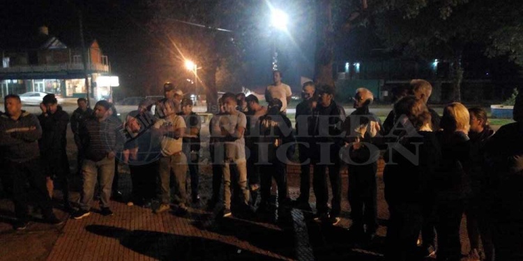 APOYO. Los vecinos pedirán con firmas más cantidad de policías.