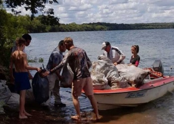 COMPROMETIDOS. La comunidad se unió para festejar y cuidar el ambiente.